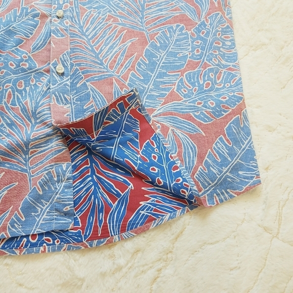 Chubbies Casual Button Down Short Sleeve Shirt - Picture 6 of 9